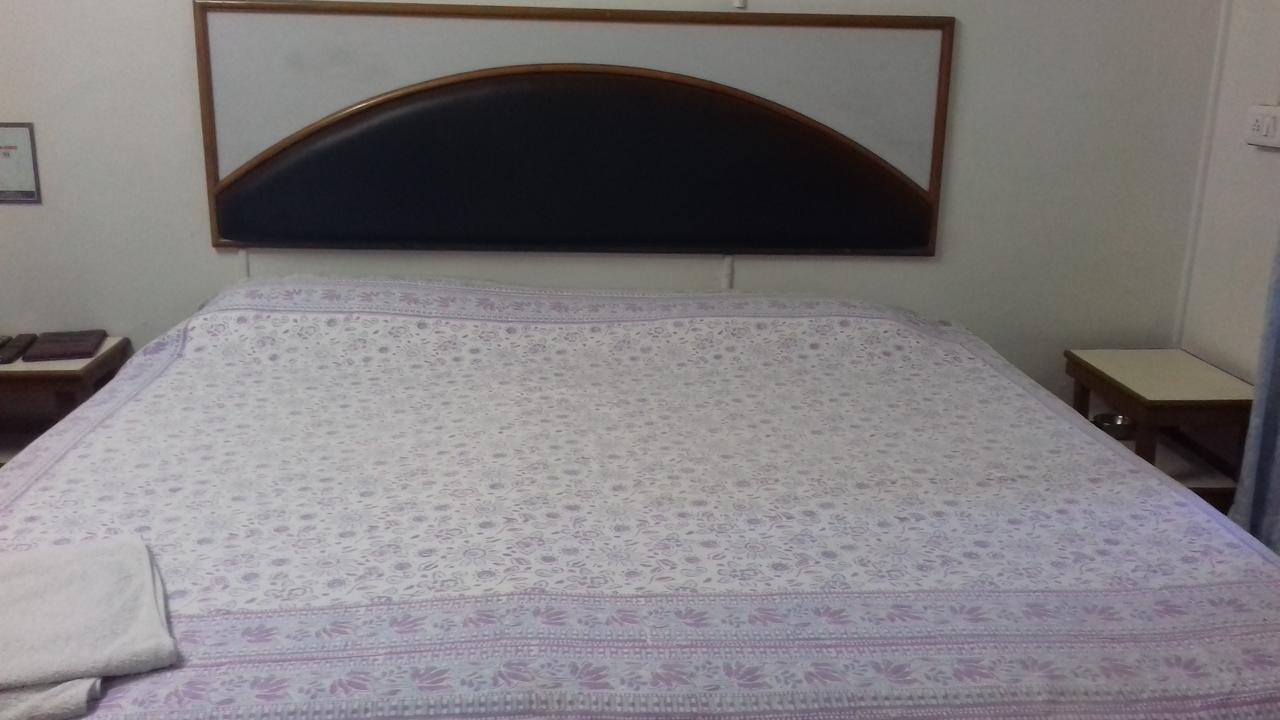 Arun Hotel Jodhpur  Ngoại thất bức ảnh